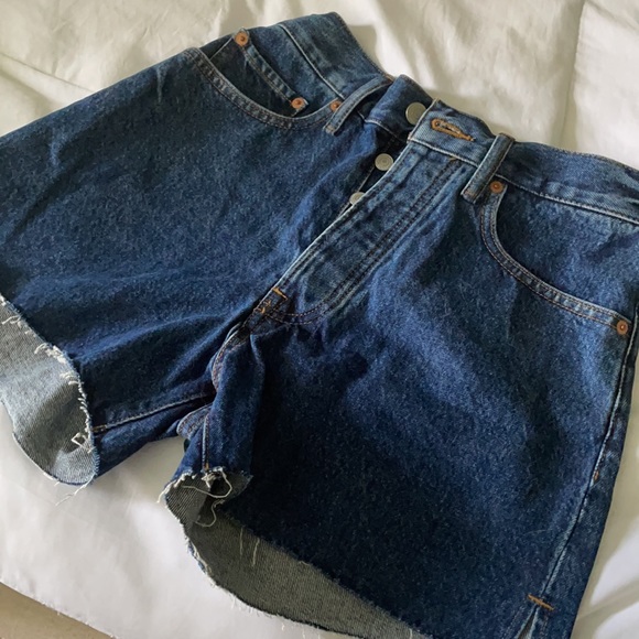 Lucky Brand Denim Traveler Short - Picture 5 of 5